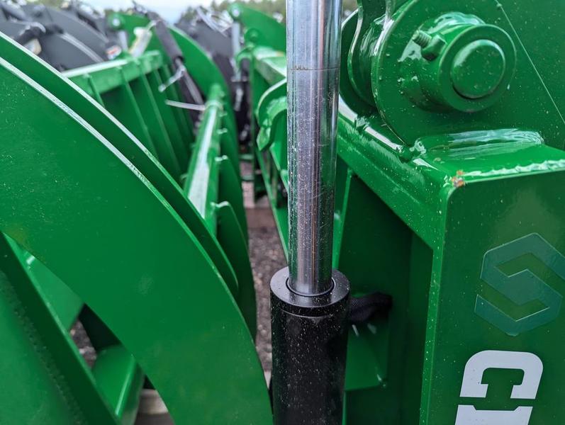 Comment remplacer le cylindre hydraulique pour le tracteur?
